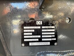 Renault C440 + HMF 2320 K3-- 3X EXT. + 6X2/4 HYDRO DRIV...