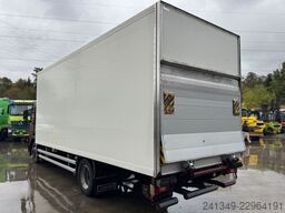 VOLVO FM-300 4x2 Carrier 850 Supra