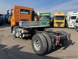 RENAULT Premium 370 4x2