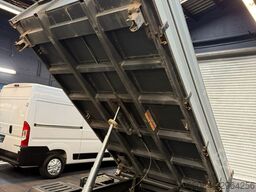 NISSAN NT 400 Cabstar 3 Seiten Kipper Klima AHK 3,5T