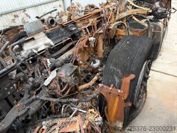 DAF XG + 530 6x2 Brandschaden mit Getriebe