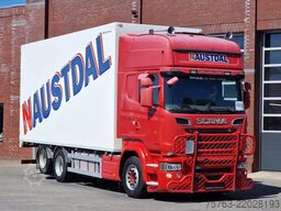 Scania R580 V8 Topline 6x2 - Box with sidedoors - Reta...