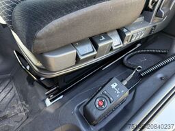 MERCEDES-BENZ ATEGO 818 L Koffer 6,10 m LBW 1 to.*AHK*EURO 6E