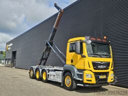MAN TGS 35.460 8x4-4 BL / VDL 30T HOOKLIFT