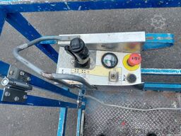 SkyJack SJ12
