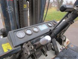 Komatsu FD35Z-4 - Triplex-FH 5,6m + Seitenschieber