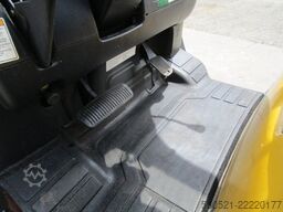 Yale 2,5 Ton. mit Seitenschieber + Triplex-Freihub 5m