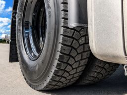 MAN TGX 18.520 BL SA 4x4 Hydrodrive, MIETEN?