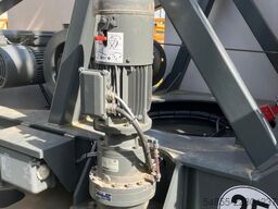 LIEBHERR 34K