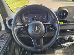 MERCEDES-BENZ SPRINTER 311 L1H1 2xZijdeur Mbux!