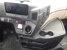 MERCEDES-BENZ 1851 LS Actros 5 GigaSpace/Ret./2xTank/Standklim