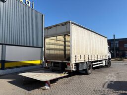Scania P230 + 3 PEDALS  + 19t + LOADLIFT 1500 KG