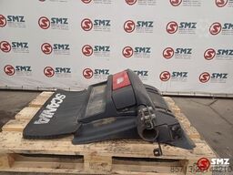 Scania Occ spatbord + spatbordbeugel linksachteraan Scani