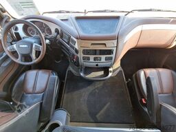 DAF XF 530 SpaceCab 4x2 - Retarder - PTO/Hydraulic ...