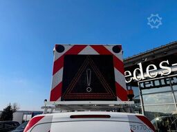 Mercedes-Benz Vito 111 CDI Tourer Begleitfahrzeug BF3+ / WVZ