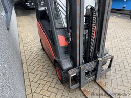 LINDE H16T-01 triplo545 / sideshift / 4e functie / 2019 / 10.200uur / LPG