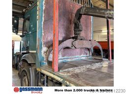 Mercedes-Benz Arocs 2648 6x4 mit Heckkran Epsilon M12Z83,
