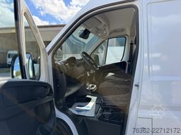 Peugeot Boxer Kasten 435 L4H2  180 AUT/NAvi/PDC