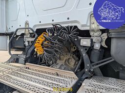 Mercedes-Benz Actros 1853