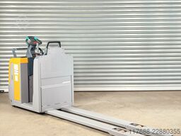 Jungheinrich ECE 225 - Service Neu - Batterie 83% + Garantie