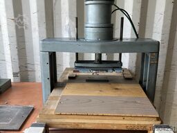 Prasa Introligatorska