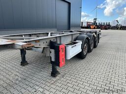 Van Hool 3B2015 20FT/30FT ADR chassis / galvanized / dis...