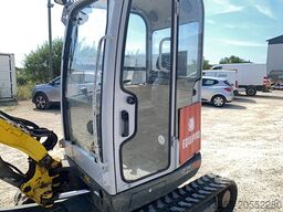 Wacker Neuson EZ28 with 3 buckets