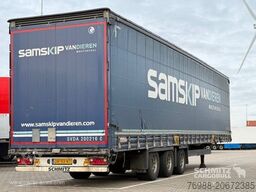 Schmitz Cargobull Curtainsider Mega