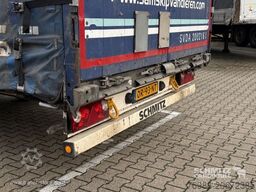 Schmitz Cargobull Curtainsider Mega