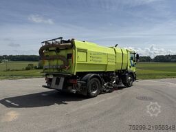 MAN L2007 46.010 4x2 Kehrmaschine / Swiss-Vehicle