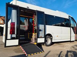 MERCEDES-BENZ Sprinter 517 Heckniederflur Vorlauffahrzeug