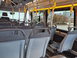 MERCEDES-BENZ Sprinter 517 Heckniederflur Vorlauffahrzeug