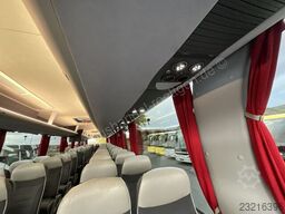 MAN R 08 Lions Coach L