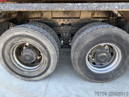 Mercedes-Benz Actros 4148K V8 Kipper 8x4 Euro3 40Ton