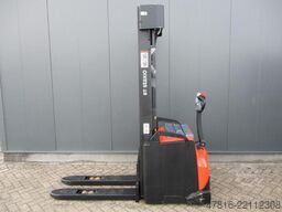 TOYOTA SWE160