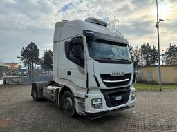 Iveco STRALIS 460 T25-176