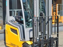 Jungheinrich EFG 215