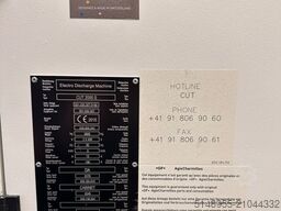 Roland Messe Industrie- und Baumaschinen Roland Messe Industrie- und Baumaschinen Roland Messe Industrie- und Baumaschinen