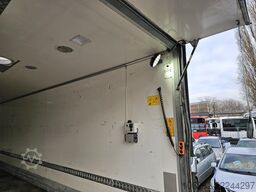 Volvo FL240 4x2 Ladeborwand