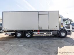 RENAULT D26.320-6x2+DHOLLANDIA 2T.