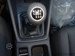FORD Transit Connect Trend Kasten L1  AWD AHK 2xS.Tür