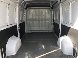 Citroën Jumper 33 L2H2 2.2 bluehdi 140cv S&S