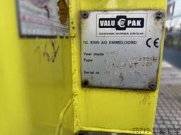 Mercedes-Benz 2633 6x2 Econic Geesink Value PAK