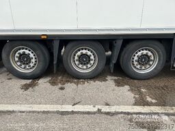 Schmitz Cargobull Reefer Meat hanging system