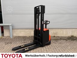 Toyota SWE 120 / Akku neu!