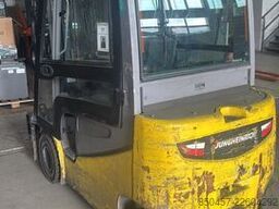 Jungheinrich EFG425K (Batt 2024 Bj)