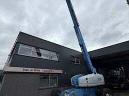 GENIE S-105 Telescoop hoogwerker / boomlift 4x4x4 DEUTZ DIESEL 3800uur 34M Werkhoogte 2007