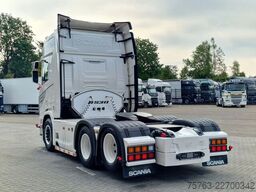 Scania R530 V8 NGS Highline 6x2 - Show truck - BUFFL i...