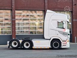 Scania R530 V8 NGS Highline 6x2 - Show truck - BUFFL i...