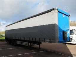Jumbo 3 AXLE CURTAINSIDE TRAILER WITH TERBERG FORKLIFT